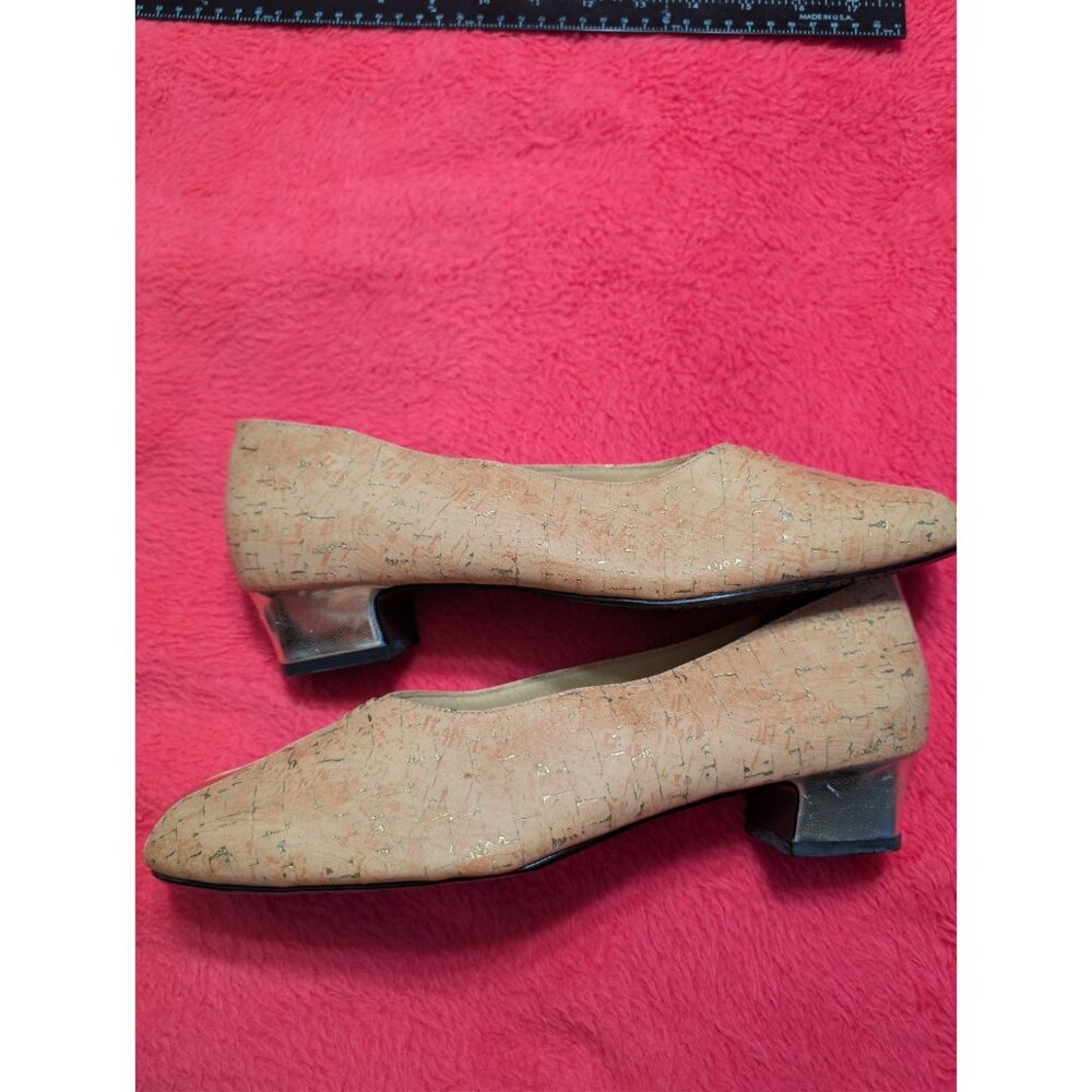 Amanda Women's Size 12M "Iona" Pumps Faux Cork Gold Metallic Block Heel Shoes - Picture 2 of 7